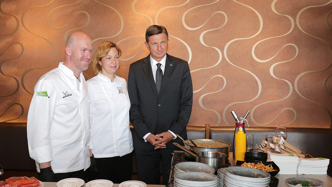 Slovenian President Bohut Pahor (on the right) at the Slovene tourism presentation in Budapest