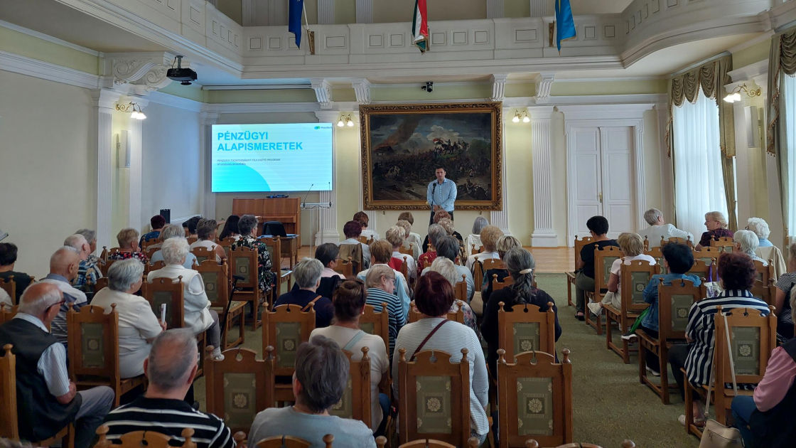 Senior Academy in Szolnok l Photo by Provident Hungary