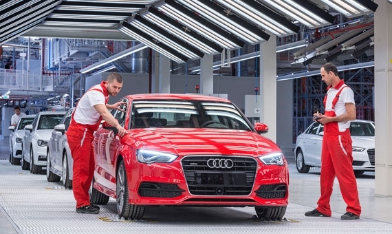 Production at Audi Hungária: a significant part of Hungarian exports are produced by German carmakers | Stefan Warter/Audi AG