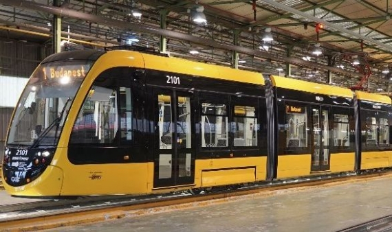 Tram being assembled in Spain for Budapest | caf.es