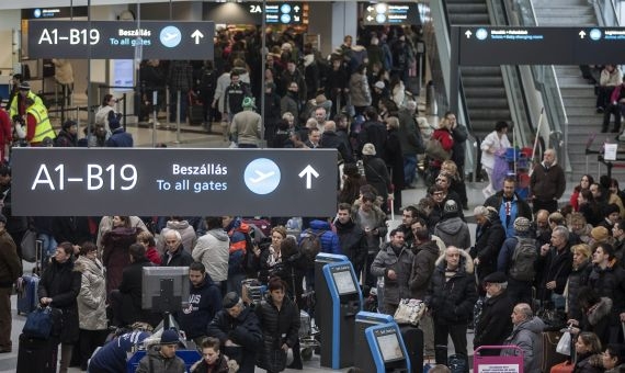 Normal traffic resumes at Budapest Airport after Friday's shutdown due to electric problem | Zsolt Szigetváry / MTI