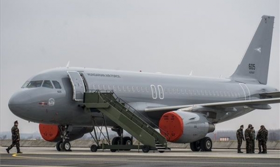 Hungarian Air Force Airbus319 at the military airport in Kecskemét | Sándor Újvári /MTI