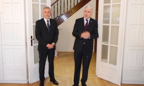 Latvian Ambassador Imants Liegis (on the right) with his Polish colleague Roman Kowalksi | Krisztina Ignáth / Embassy of Latvia