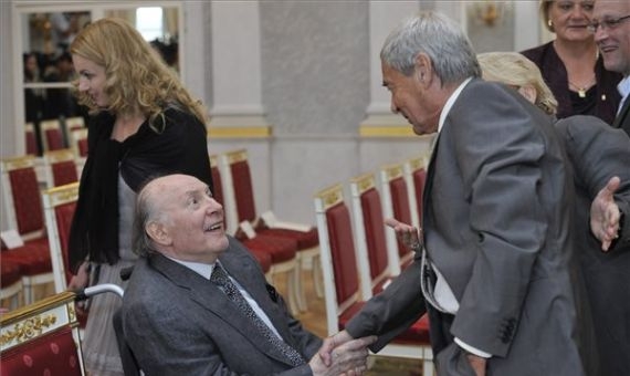 Imre Kertész (on the left) and Ernõ Rubik at the award ceremony of the 2014 Order of St. Stephen in Budapest | Attila Kovács / MTI
