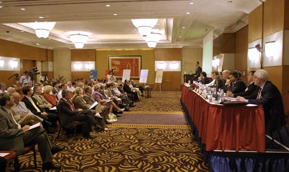 More international conferences held in Hungary |