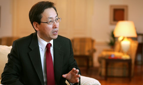 Korean Ambassador Chung-ha Suh | Dávid Harangozó