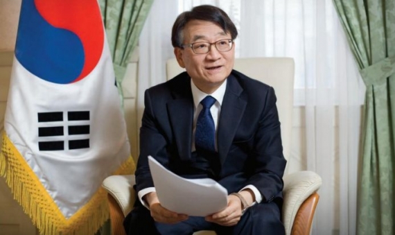 The Korean ambassador to Hungary
