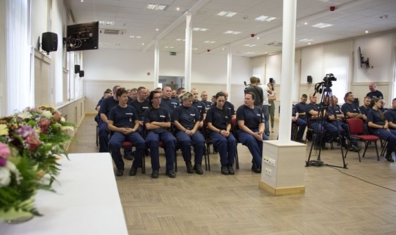 Hungarian police officers before setting off to Serbia and Macedonia | police.hu