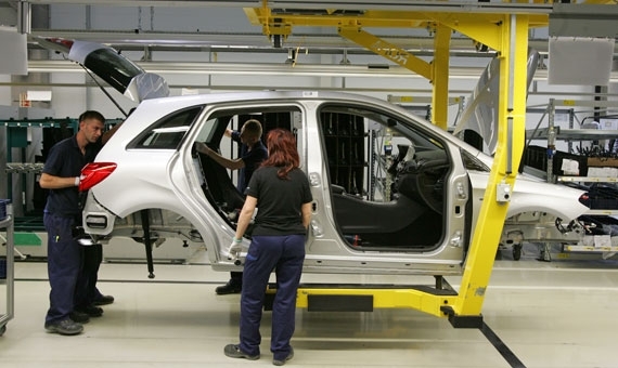 Mercedes production in Kecskemét | Dávid Harangozó