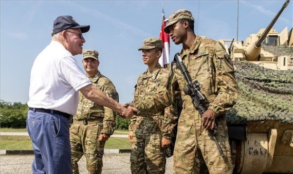 US Ambassador David B. Cornstein greets American soldiers in Hajmáskér