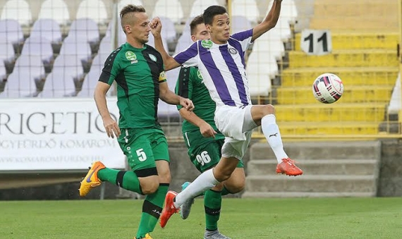 Dániel Sallói (in striped shirt) playing for Újpest FC in the Hungarian first division | ujpestfc.hu
